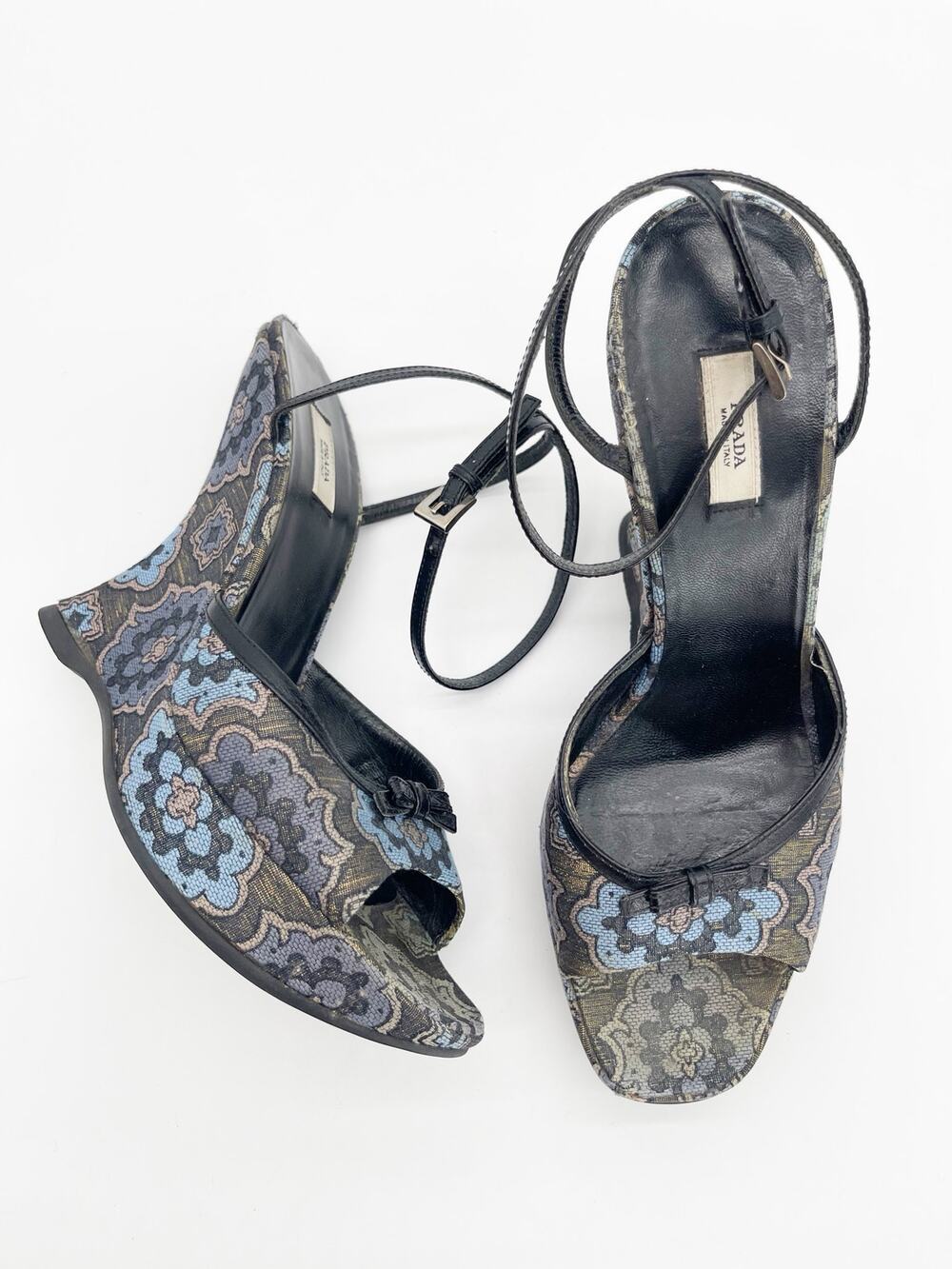 Prada Vintage Y2K Blue Metallic Brocade Lurex Bow Sculptural Wedge Sandals IT 37